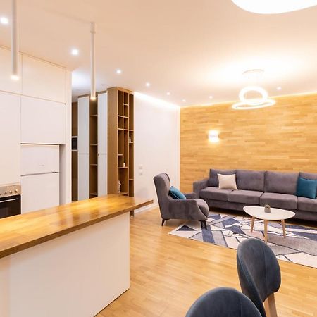 Exclusive 2 Bedrooms Apartment Τίρανα Εξωτερικό φωτογραφία