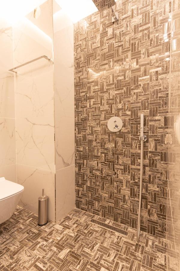 Exclusive 2 Bedrooms Apartment Τίρανα Εξωτερικό φωτογραφία